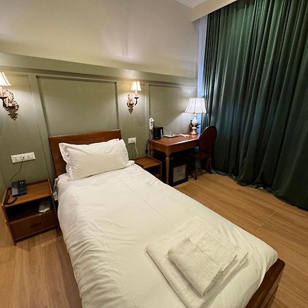 Modi Hotel Livorno Esterno foto