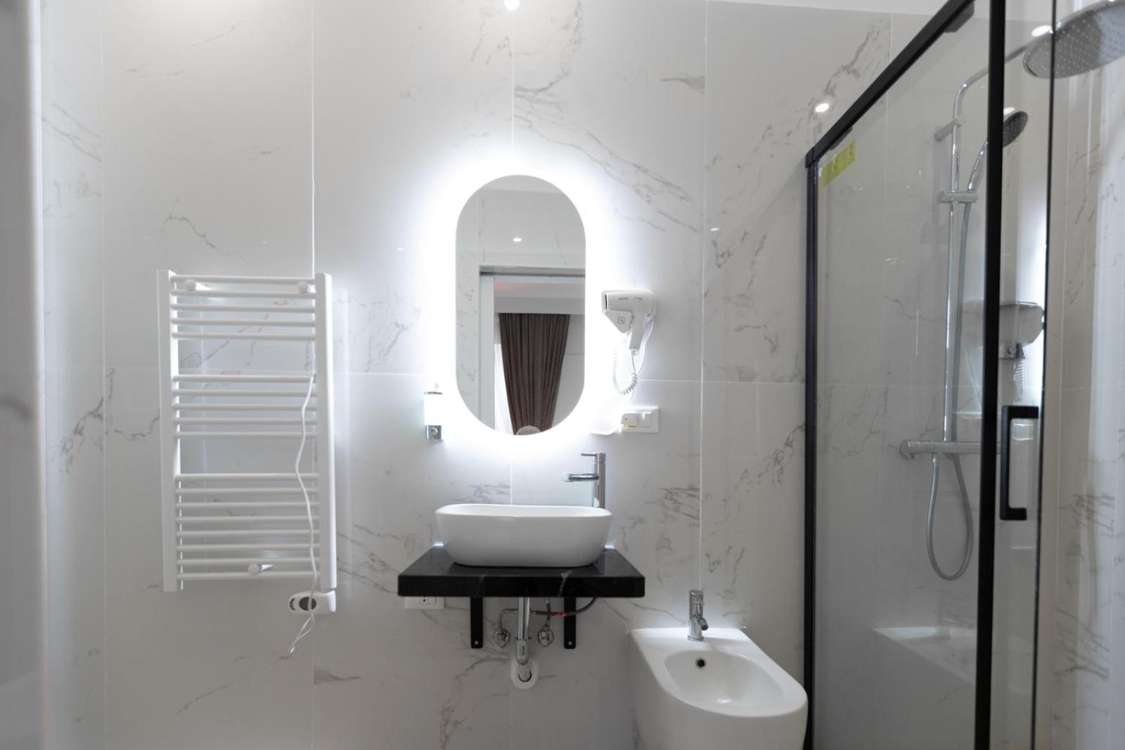 Modi Hotel Livorno Esterno foto