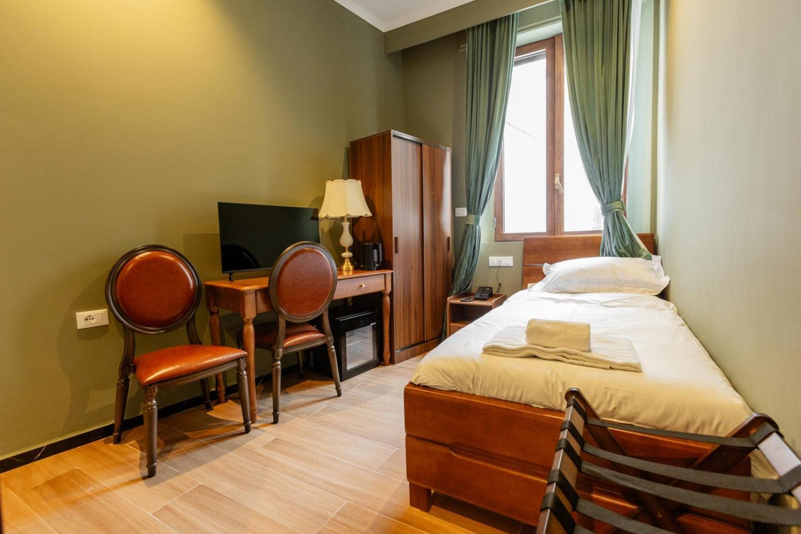Modi Hotel Livorno Esterno foto