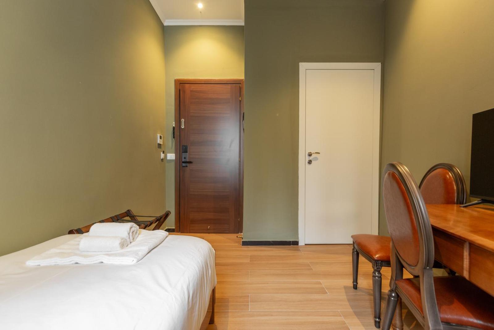 Modi Hotel Livorno Esterno foto