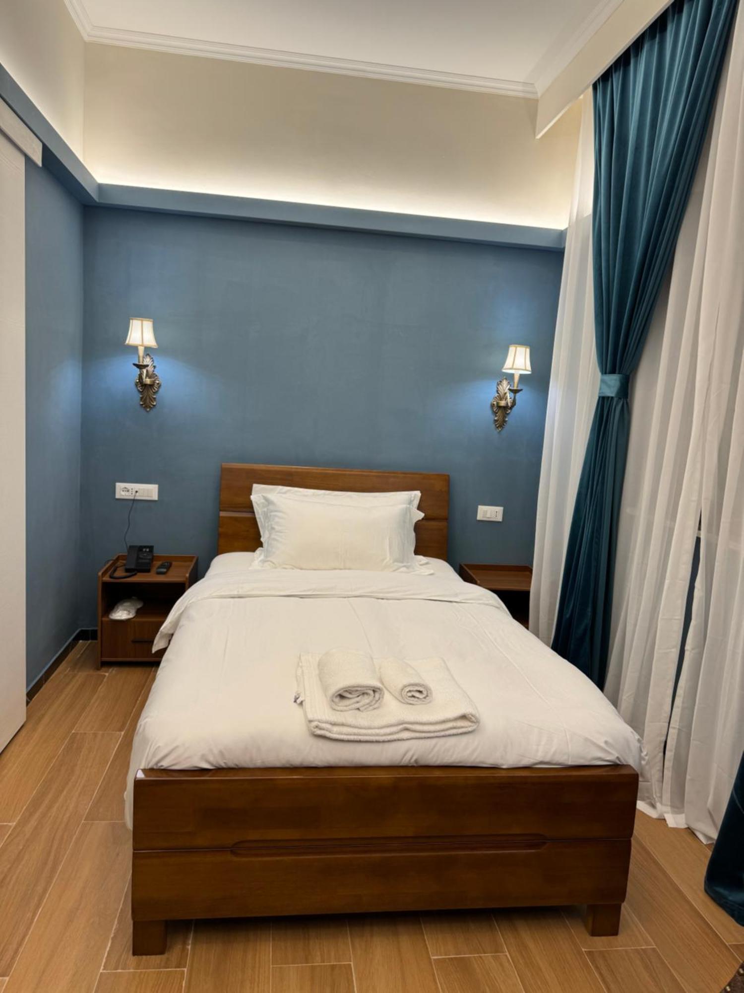 Modi Hotel Livorno Esterno foto